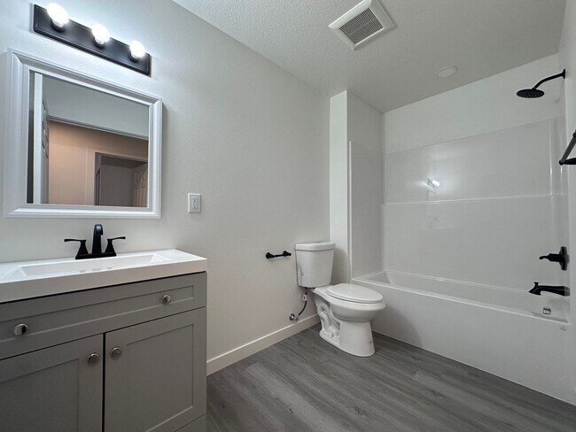 Building Photo - Brand New Construction 2 Bed 1 Bath Duplex!