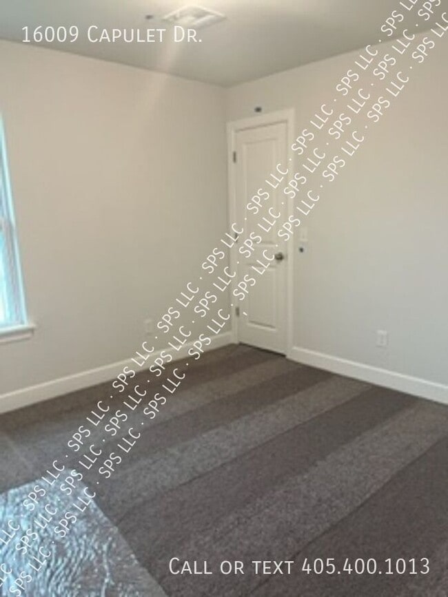 Building Photo - 16009 Capulet Dr