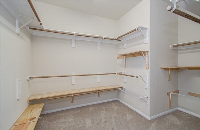 Building Photo - 12319 Gatewood Dr
