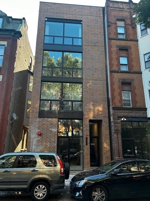 Primary Photo - 1507 N Sedgwick St