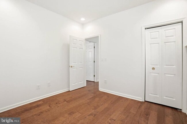 Building Photo - 638 Oakland Hills Dr