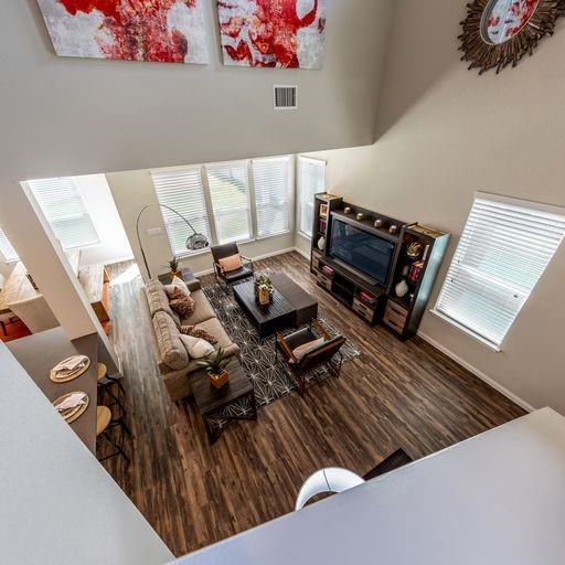 Building Photo - 412 San Gabriel River Rd