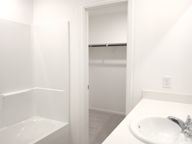 Building Photo - 26903 Vista Harbor Dr
