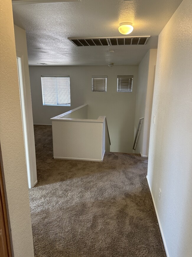 Building Photo - 6529 Adonis Heights St