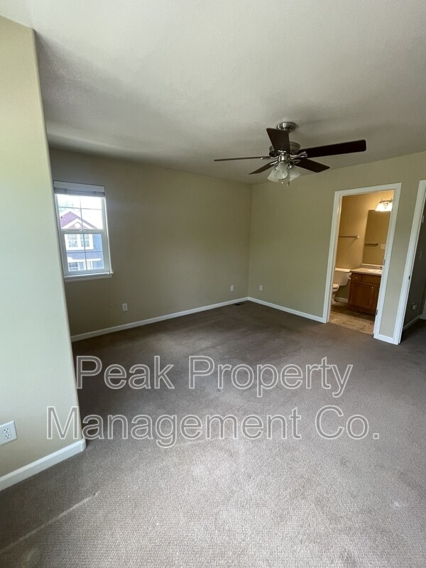 Building Photo - 1603 Robertson St