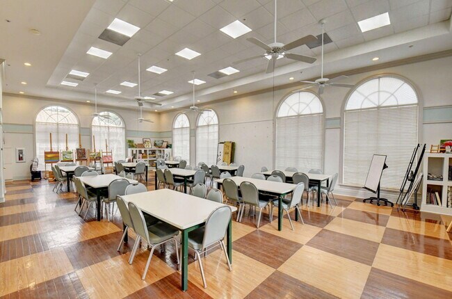 Building Photo - 7470 Chorale Rd