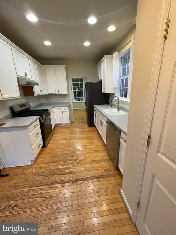 Building Photo - 14020 Willet Way