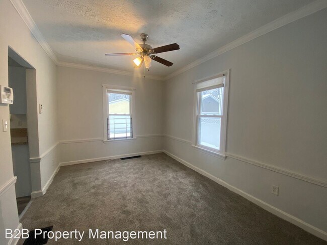 Building Photo - 3 br, 1 bath House - 12028 Wade Park Ave.