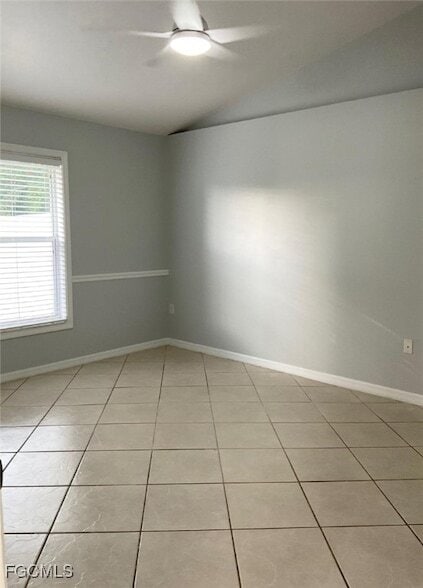 Building Photo - 3216 SW 7th Pl