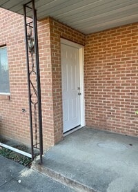 Building Photo - Ellen Lane Apartments