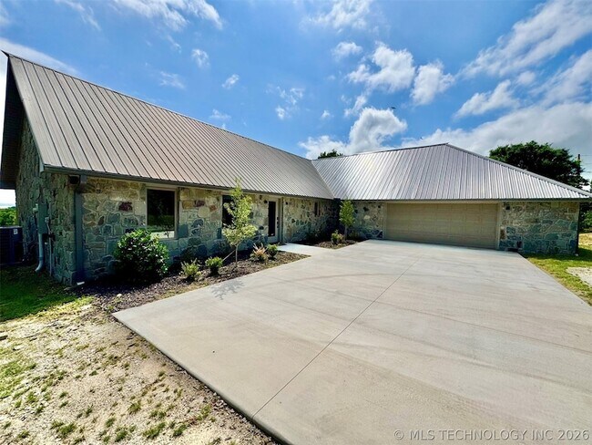 Building Photo - 114501 4295 Rd