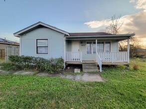 Building Photo - REMODELED 2 BEDROOM LEASE HOME IN LA MARQUE, TEXAS