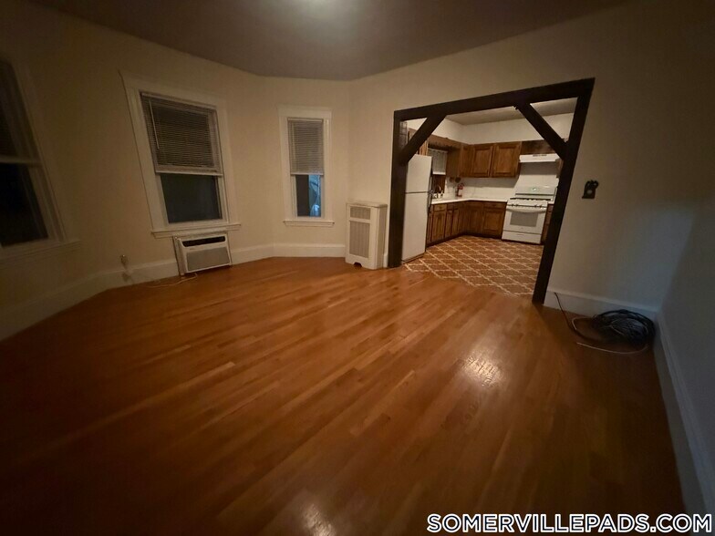 Building Photo - 186 Powder House Blvd