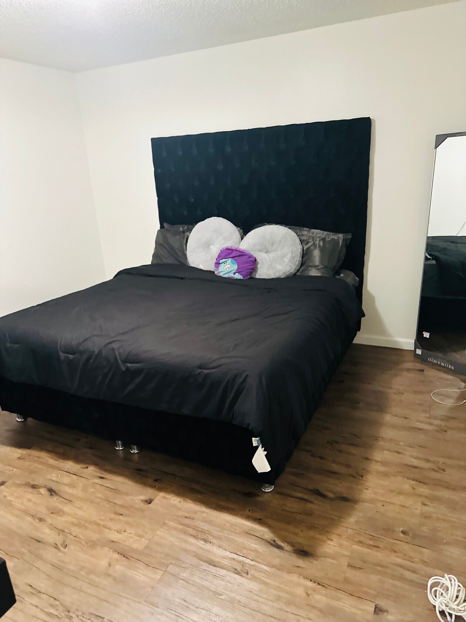 Building Photo - 6005 Hill Dale Ct