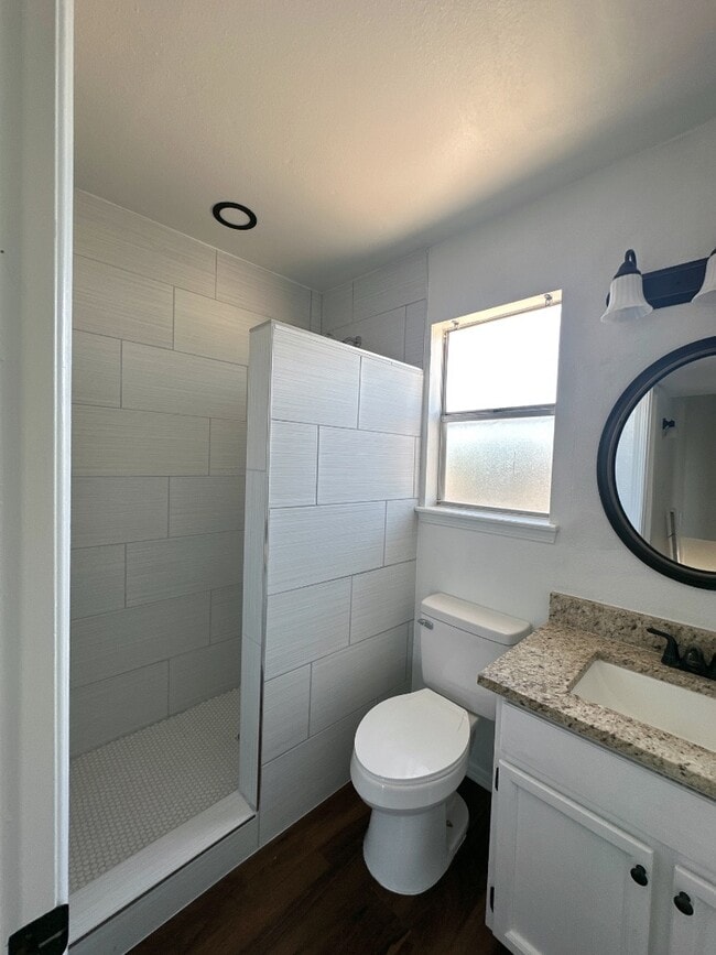 Building Photo - 5509 Oakbriar Cir