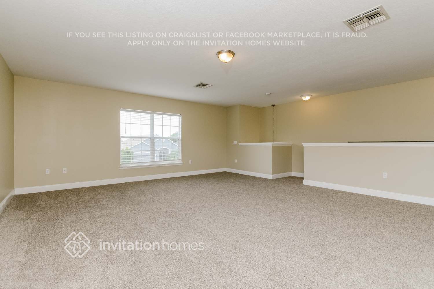 Building Photo - 1129 Hacienda Cir