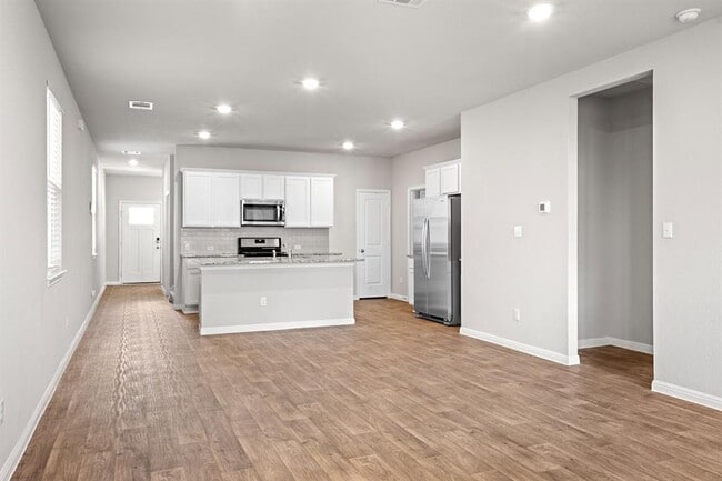 Building Photo - 217 Tributary Way