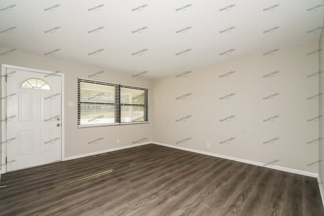 Building Photo - 10835 Antrill Dr