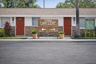 Building Photo - Oak Leaf Apartments