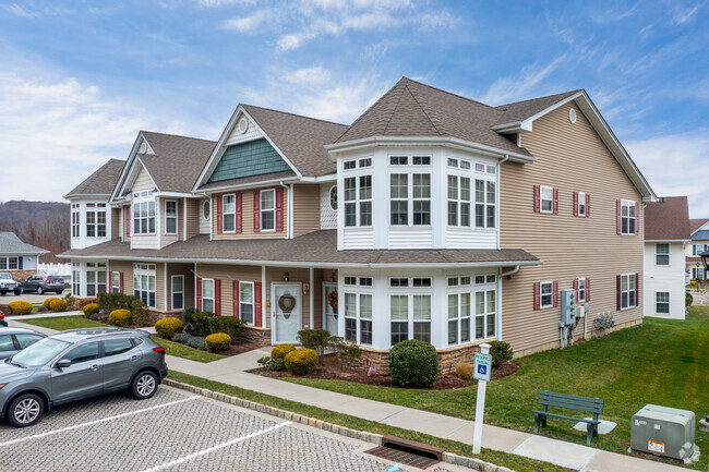 Building Photo - Stoneleigh Woods at Carmel