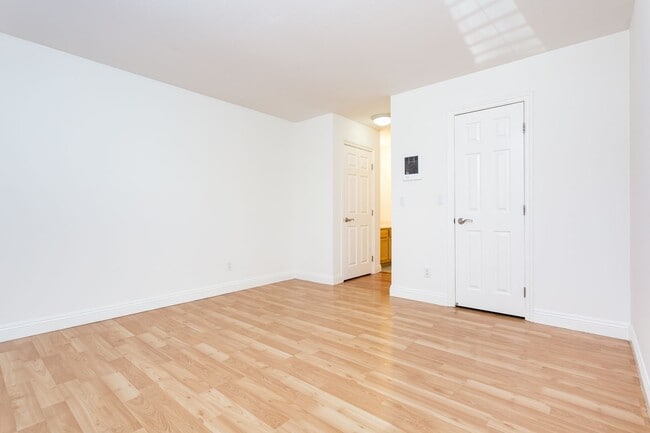 Building Photo - Condo at Adela in Normal Heights