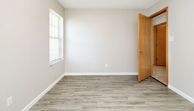 Building Photo - 608 Goodrich Dr