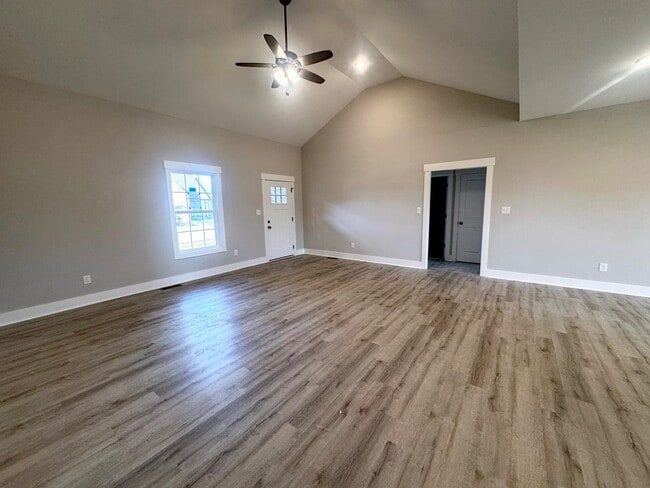 Building Photo - 1411 Sagecrest Ct