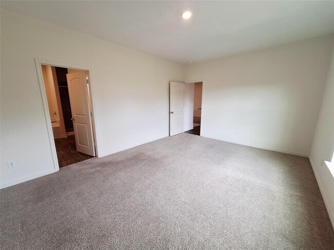 Building Photo - 14417 Prairie Sod Ln