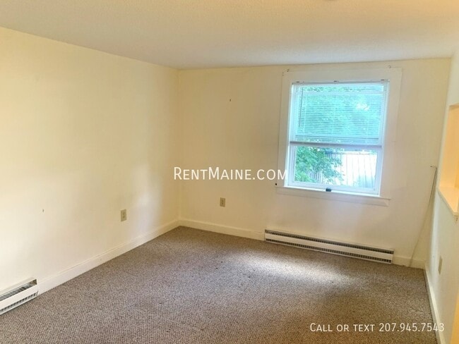 Building Photo - 29 Chamberlain St