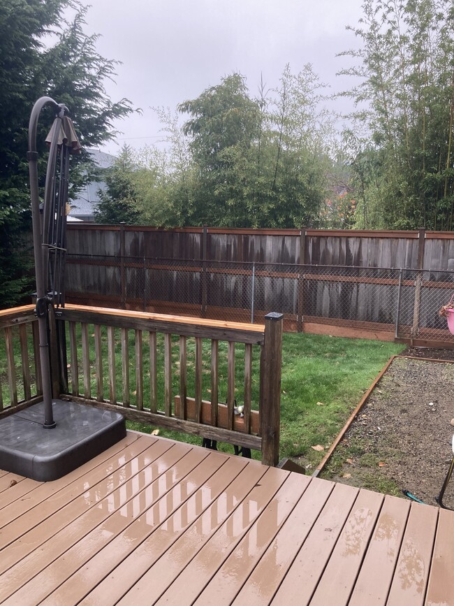 Building Photo - 24215 10th Ave S