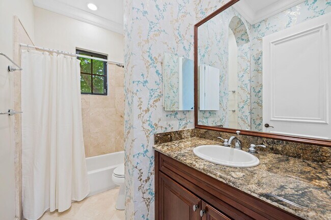 Building Photo - 7040 Long Leaf Dr