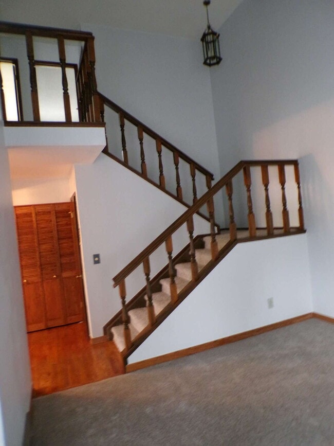 Building Photo - 2714 S Xanadu Way