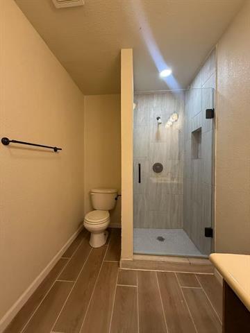 Building Photo - 8395 Sunrise Dr