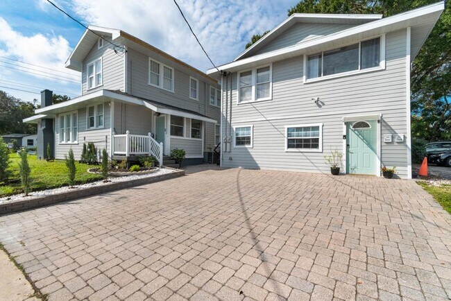 Primary Photo - 2575 S Himes Ave