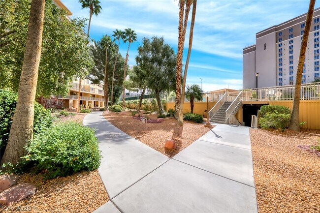 Building Photo - 205 E Harmon Ave