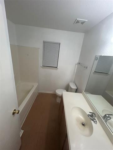 Building Photo - 13627 Biggs St