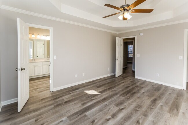 Building Photo - 2129 Cumberland Creek Trail SW