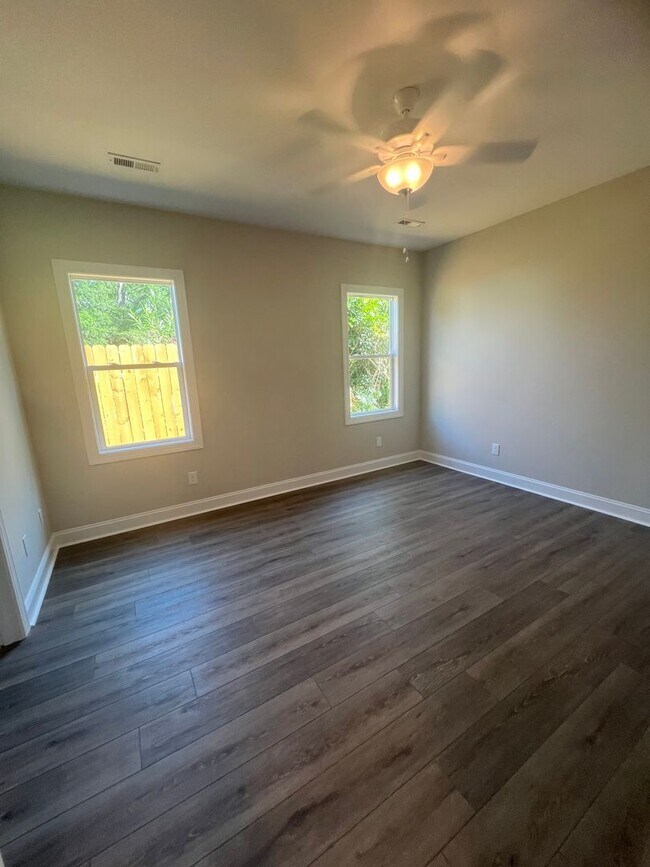 Building Photo - New Construction 3 Bedroom Home