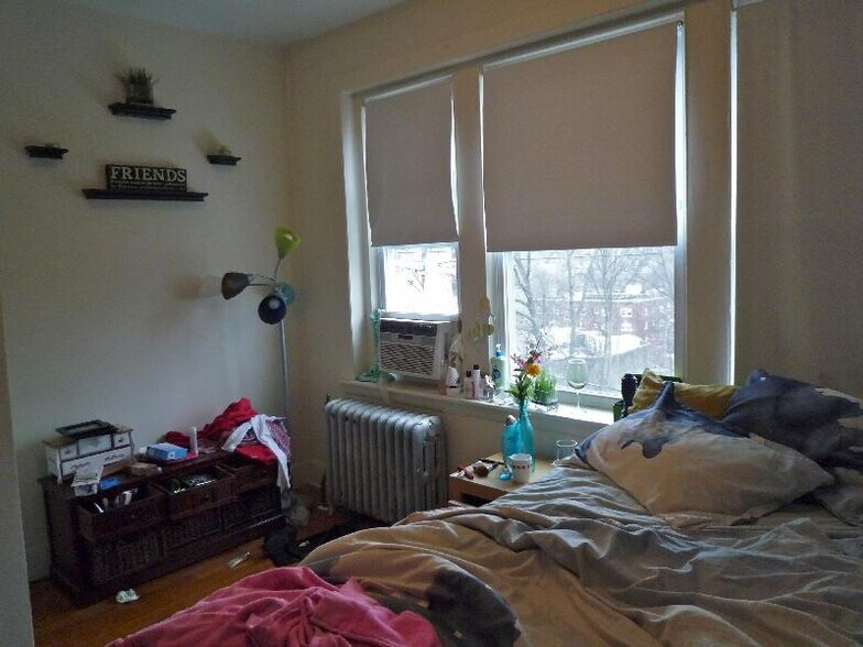 Building Photo - 33 Lancaster Terrace