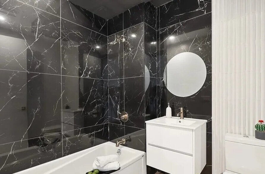 Building Photo - 290 Union Ave