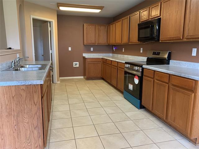 Building Photo - 12870 Pearson Dr