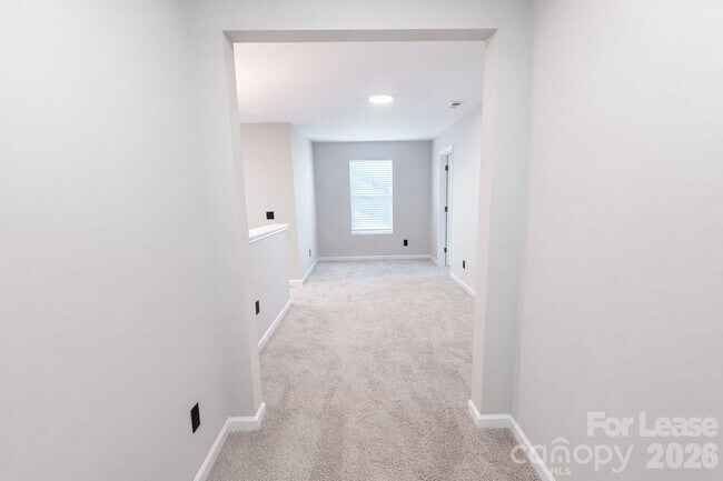 Building Photo - 12881 Clydesdale Dr