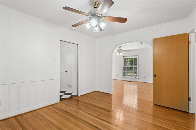 Building Photo - 3616 Harwen Terrace