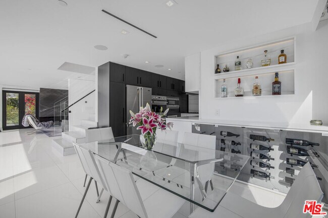 Building Photo - 1600 Marlay Dr