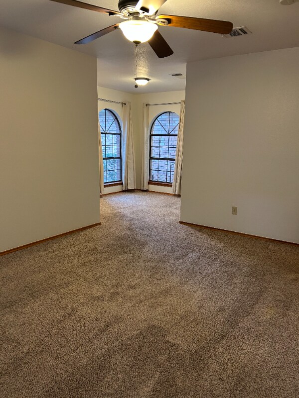 Building Photo - 13722 Oak Pebble