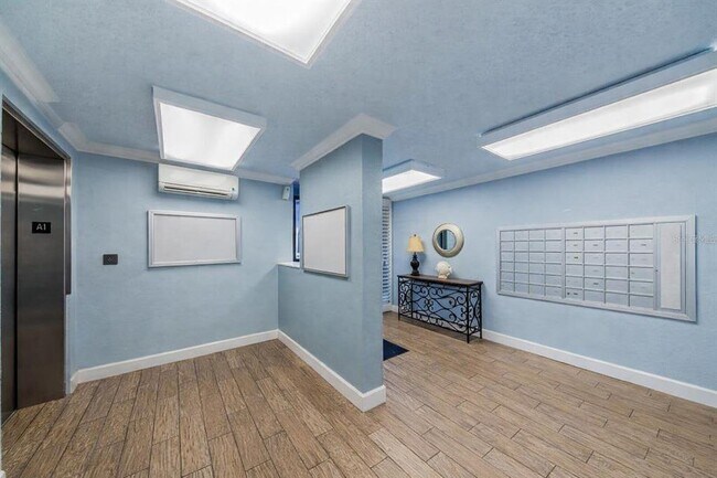 Building Photo - 1316 Pasadena Ave S