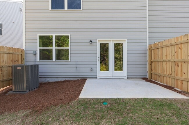 Building Photo - 3531 Cardinal Dr