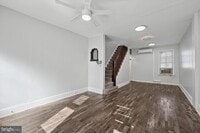 Building Photo - 1039 W Russell St