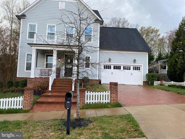 Building Photo - 2163 Potomac River Blvd