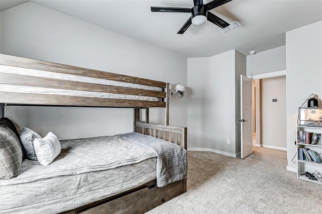 Building Photo - 31430 Vineyard Creek Dr
